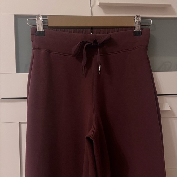 SPANX AirEssentials Wide Leg Pant | Spice - Picture 3 of 7